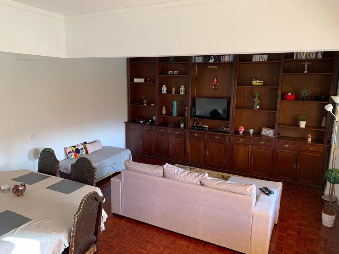 Rostelbem Guesthouse Lissabon Buitenkant foto